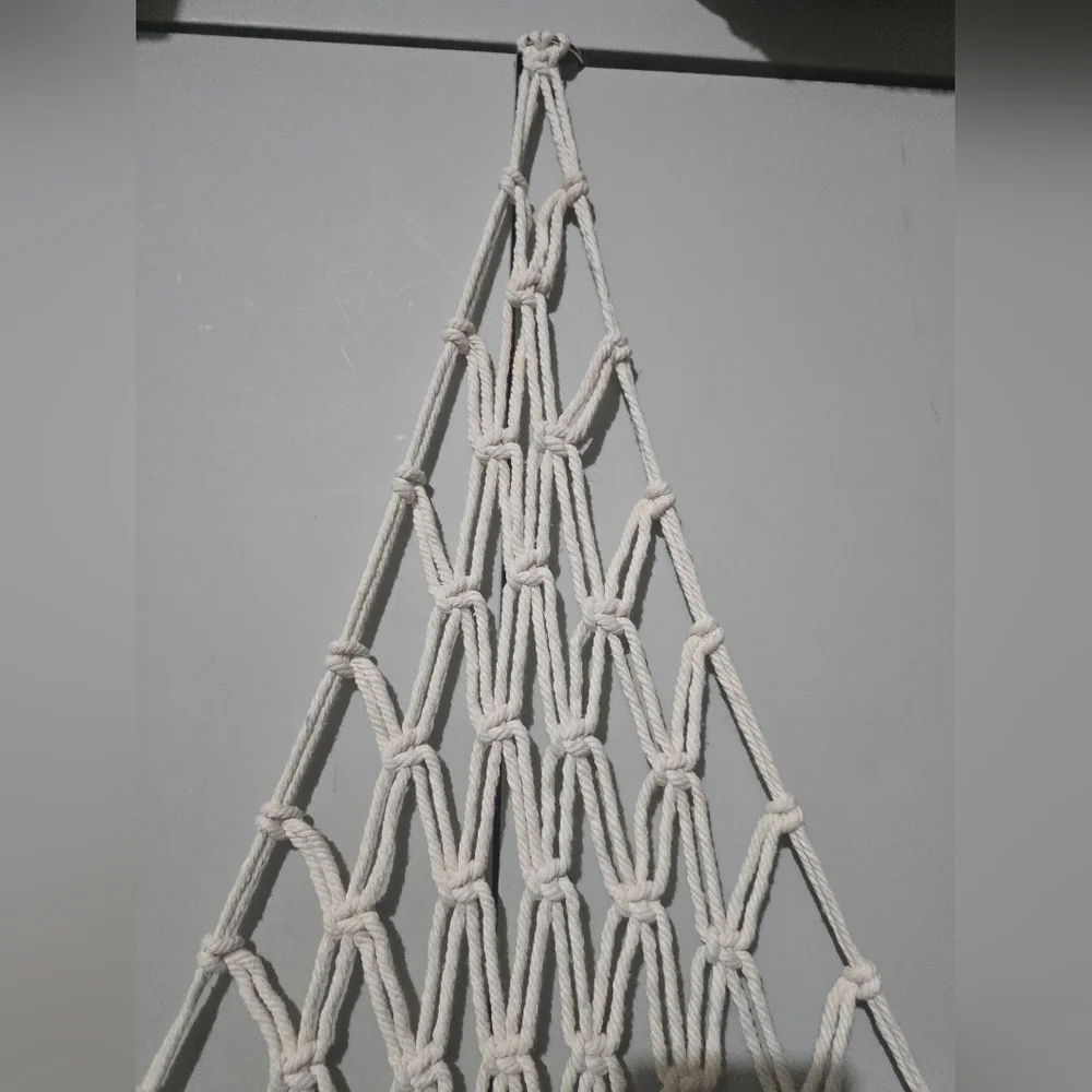 Handmade Macramé Wall Hanging with Fringe 39